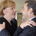 A Merkel no le gusta que Sarkozy la manosee [Desmentida]