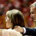 Zapatero comunica a su círculo íntimo que no será candidato a La Moncloa en 2012