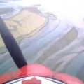 Video desde la cabina de incidente de barrena plana y aterrizaje de emergencia