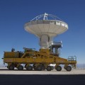 Moviendo radiotelescopios de 100 toneladas