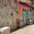 Las pintadas no respetan el yacimiento arqueológico más importante de España