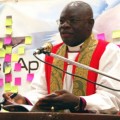 Arzobispo anglicano nigeriano pide que asistir a bodas homosexuales se castigue con cárcel [EN]