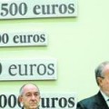 Zapatero ultima un plan de rescate financiero con intervención de las entidades más afectadas