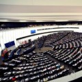 Los eurodiputados se suben el sueldo: 8.000 euros mensuales más dietas