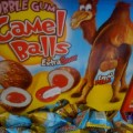 ¿Quién quiere... unas ricas pelotas de camello? WTF!