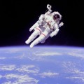 ¿Qué ocurriría si un astronauta muriese en el espacio?
