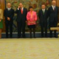 España avanza hacia la aconfesionalidad, el gobierno elimina símbolos religiosos