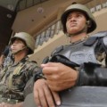 El Ejército de Honduras reconoce que cometió "un delito" al sacar a Zelaya del país