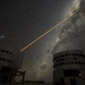 Disparando un láser al centro de la galaxia, desde Chile