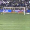 Un gol de cabeza de Palermo desde 45 metros