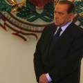 Los conservadores hacen fracasar la resolución contra Berlusconi en Europa