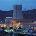 Tres centrales nucleares están paradas y España sigue exportando electricidad