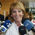 Pese a guerras intestinas y escándalos, el PP repetiría mayoría absoluta tanto en Madrid y Valencia