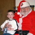 20 fotos de niños aterrorizados con Papá Noel