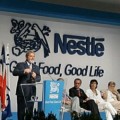 Nestlé cambia de proveedor de aceite de palma tras informe de Greenpeace