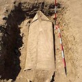 Misterio arqueológico en un ataúd de plomo que pesa media tonelada desenterrado en Roma