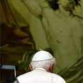 El Vaticano pide que se denuncien en los tribunales civiles los casos de pederastia