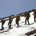 Sherpas, los ángeles de la guarda del Himalaya