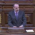 IU a Zapatero: "No es decente decir que las medidas son equitativas, tocan a los más débiles"