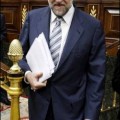Rajoy a las preguntas de los periodistas sobre Camps: "¿Qué tal?"