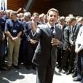 Sarkozy indigna a las ONG francesas al anular una reunión con ellas para recibir a Henry