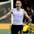 La plantilla del Espanyol agradece el gesto de Iniesta con Jarque