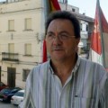 El alcalde de Vallelado dice que devolverá los 5.700 euros gastados en líneas eróticas desde el móvil municipal