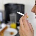 Los bares se plantean ser clubes de fumadores para evitar la Ley antitabaco