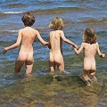 Una playa australiana prohíbe las sombrillas, las cometas, los agujeros en la arena, los cubos y los niños desnudos