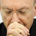 El arzobispo de Bruselas cree que el sida es "justicia"