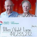 Un matrimonio dona un premio de lotería de 11 millones de dólares