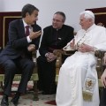 Zapatero le recuerda al Papa que España es un Estado aconfesional
