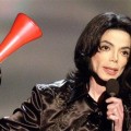 'Michael Jackson: The Experience' en DS tiene el sistema anti piratería más demencial que se ha visto