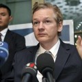 Julian Assange: "Si muere algún miembro de Wikileaks, se publicará la información más delicada"