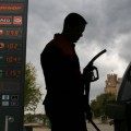 La gasolina alcanza su precio más alto de la historia