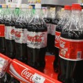 Expertos recomiendan prohibir la Coca-cola y la Pepsi