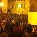 Manifestantes llenan la Plaça de la Mare de Deu de València por TV3 [CAT]