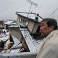 De cómo la Yakuza ayuda a mantener el orden en las calles japonesas post-tsunami [ENG]