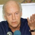 Eduardo Galeano: "Estamos ante un mundo al revés, que recompensa a sus arruinadores en lugar de castigarlos"