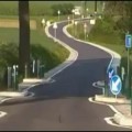 La carretera más absurda de Europa se abre en Bélgica [ENG]