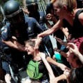 La 'Llave del Sueño', una técnica mortal usada por los antidisturbios en Madrid