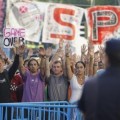 Los 'indignados' desconvocan una concentración en Neptuno por la "intimidación ejercida por la Policía"