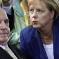Helmut Kohl critica duramente a Merkel: "Me está destrozando Europa" [DE]