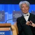 FMI pone en duda al dólar como moneda de reserva mundial