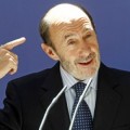 JMJ: Rubalcaba, cada vez más 'indignado', se aleja de la postura del Gobierno