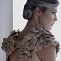 Diseñadora de moda crea vestido con 3.000 pezones de yak y lo exhibe en la London Fashion Week2011 [ENG]