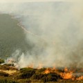 No hay brigadistas en Galicia para apagar hasta 14 incendios; Feijóo está en Sudamérica