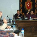 El alcalde de Vitigudino (Salamanca) le dobla el sueldo a sus ediles y se lo retira a la oposición
