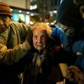 Occupy Seattle: Anciana de 84 años rociada en la cara con gas pimienta [ENG]