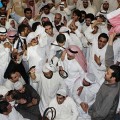 Miles de opositores asaltan el Parlamento kuwaití y piden la dimisión del primer ministro